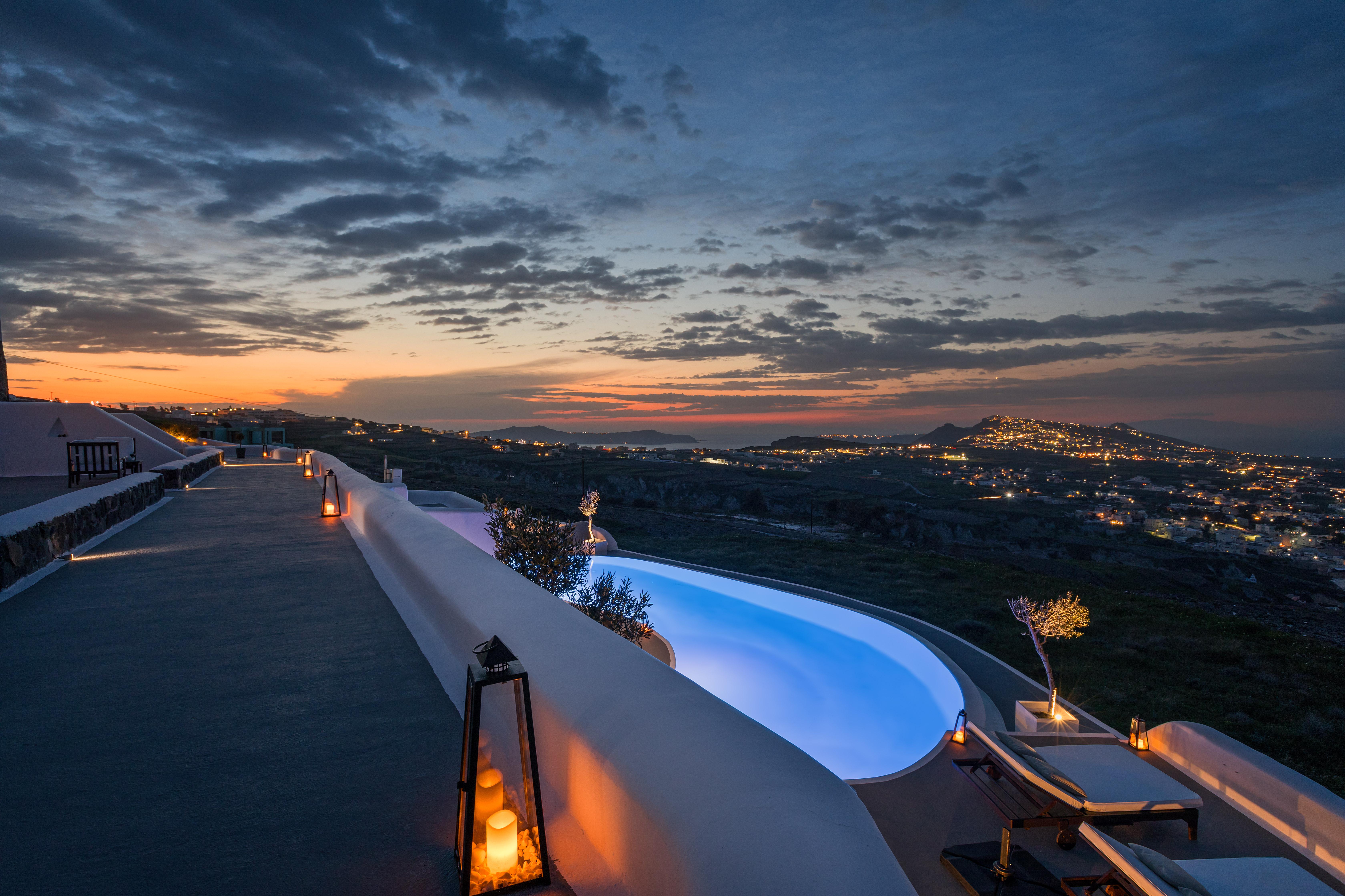 Carpe Diem Santorini Hotel Pyrgos Kallistis Exterior photo